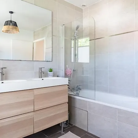Maison Sur Marne - Situee Entre Paris & Disneyland Holiday home *